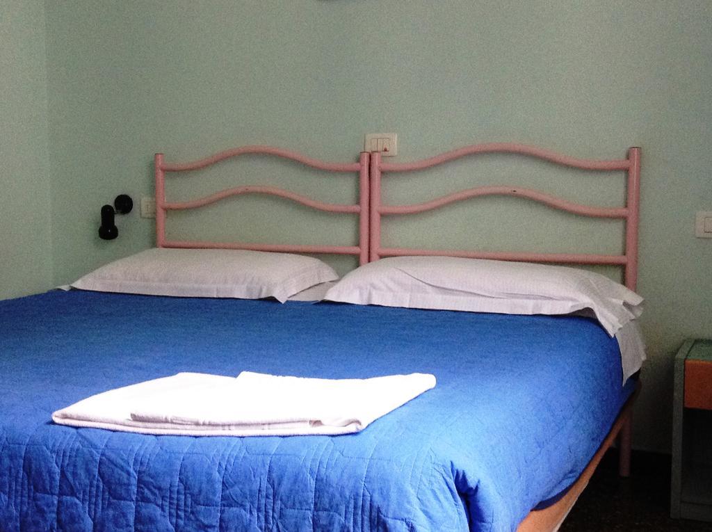 Hotel Bernheof Genoa Phòng bức ảnh